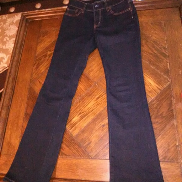 Jeans - Picture 2 of 3